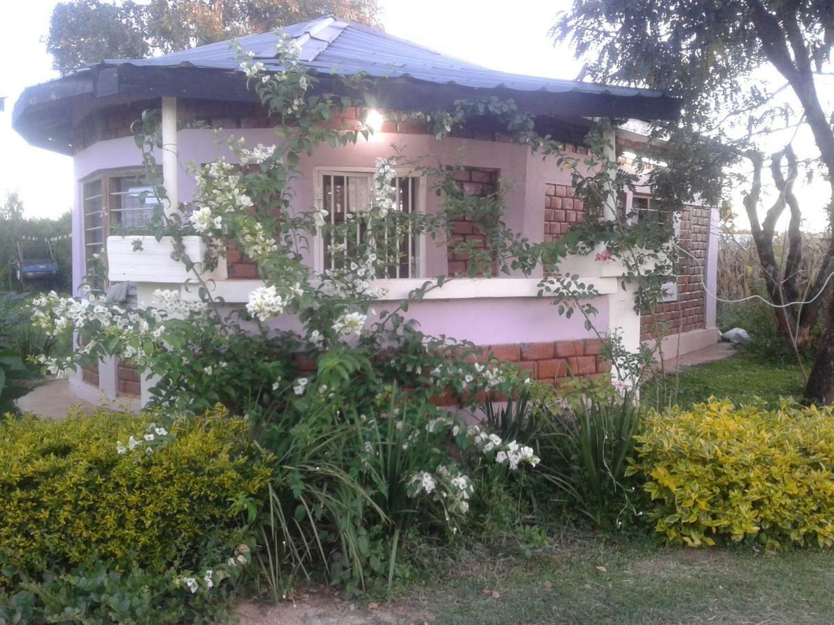 Summer Pines Apartment Lusaka Luaran gambar